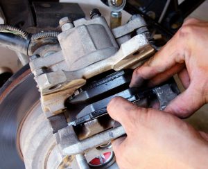 Jeep Wrangler: How to Replace Brake Pads, Calipers, and Rotors