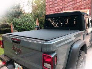 How to Seal a Tonneau Cover of Your Jeep