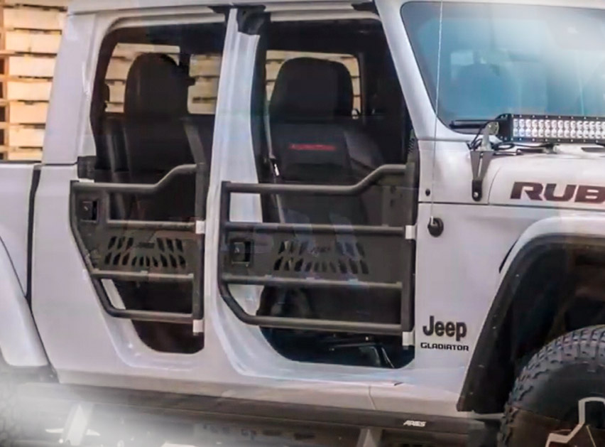 Benefits of Jeep Tube Doors