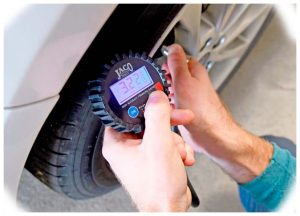 How to Check Nitrogen Tire Pressure