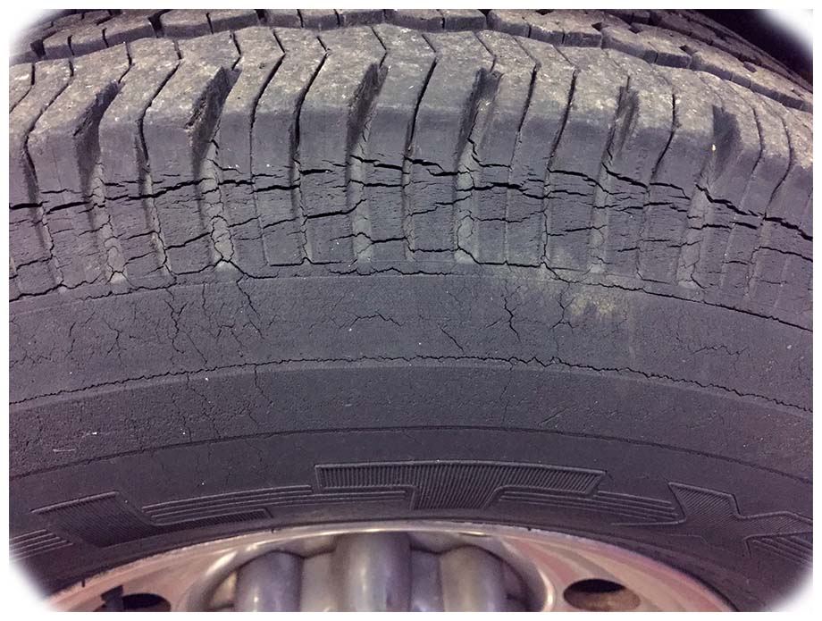 Tire Sidewall Cracks Understand & Identify Their Causes