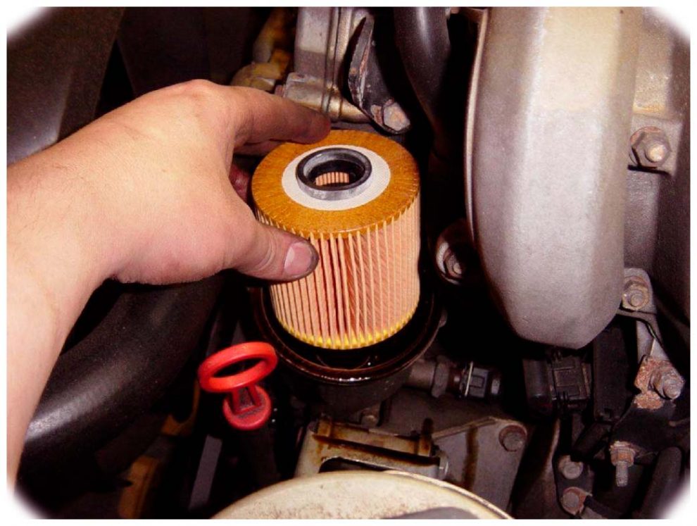 What to Do if the Check Oil Light Comes On After an Oil Change