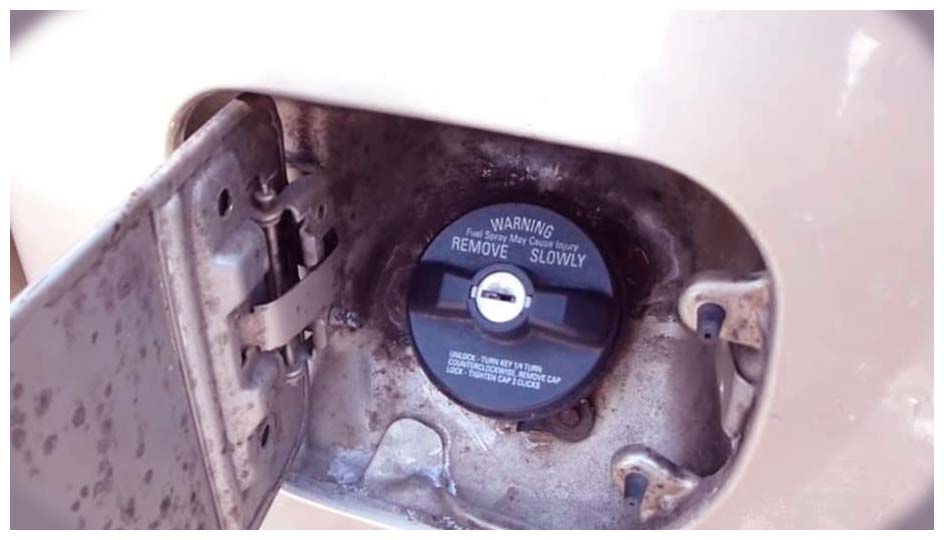 How to Test a Gas Cap for Leaks: A Comprehensive Guide 