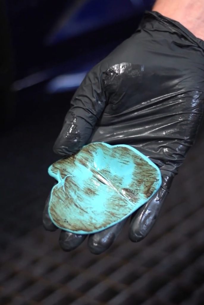 Understanding the Effectiveness of Clay Bars on Scratches